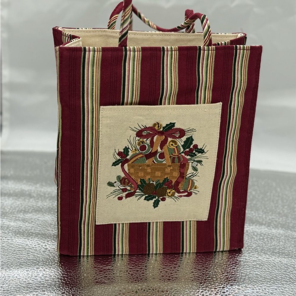 Longaberger Christmas tote. Retired